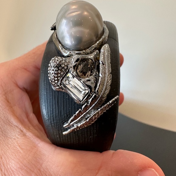 RARE Luxury Formal Authentic Alexis Bittar Lucite Crystal Baroque Pearl Bangle - Picture 12 of 17